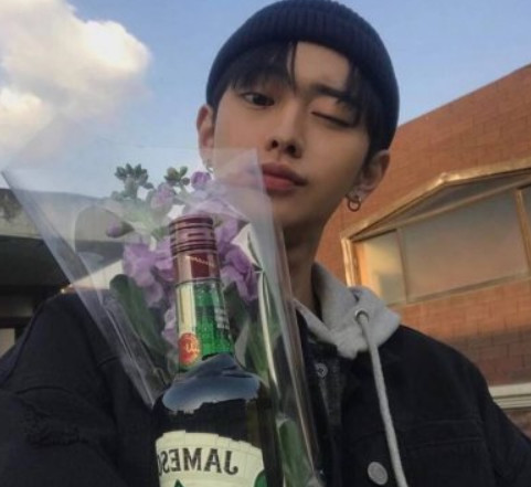 最新男頭像傷感制作指南，步驟與情感表達