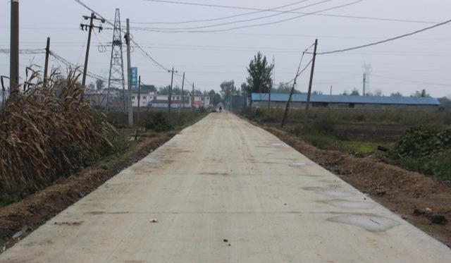 鄧州干部調(diào)整背后的故事，小巷深處的獨(dú)特風(fēng)景與美食瑰寶揭秘