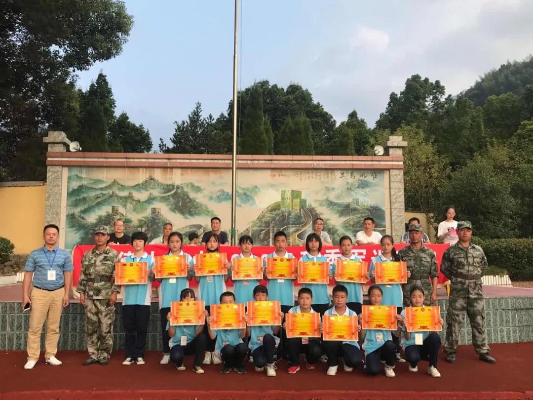 科技、社會與經(jīng)濟熱點話題的最新新聞摘要探討