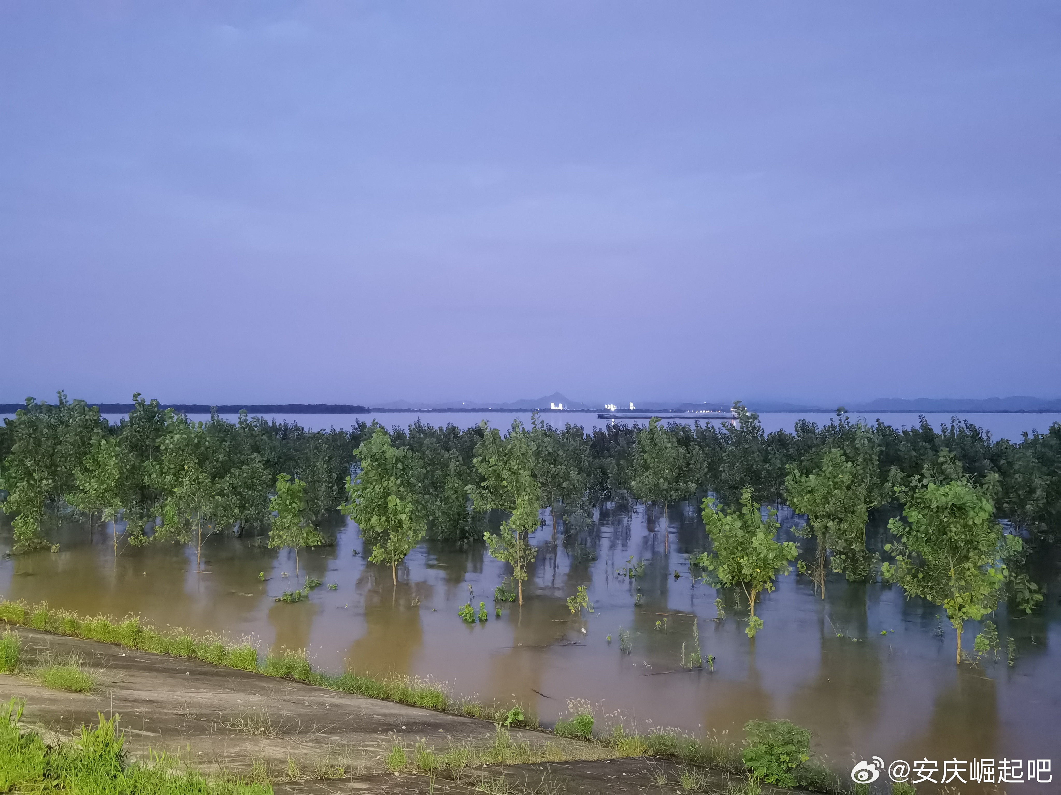 安慶洪水2025最新進展，城市變遷中的精神力量展現