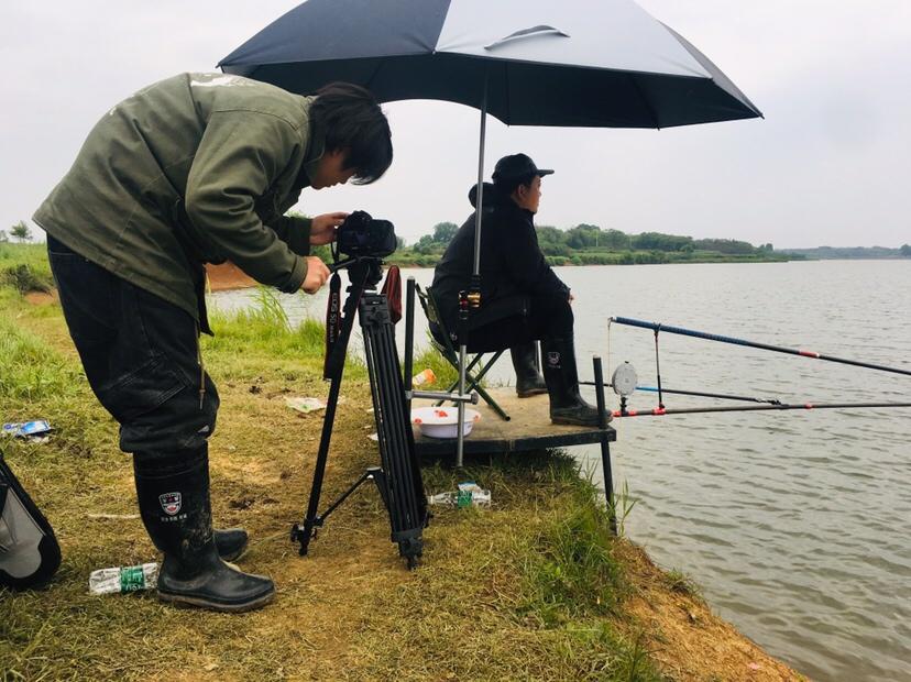 大毛最新釣魚視頻，釣魚技能進(jìn)階指南全解析
