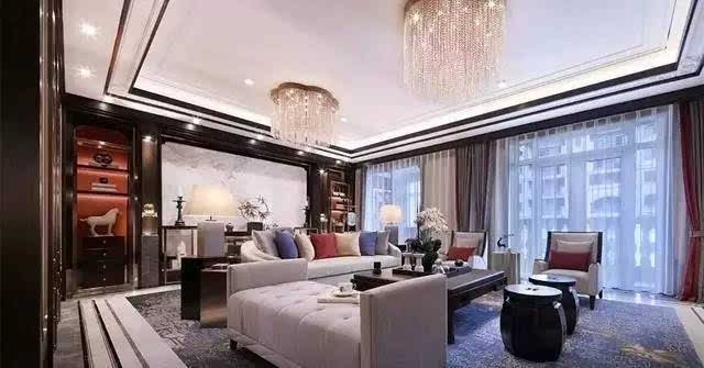 最新吊頂款，奇妙日常的探索