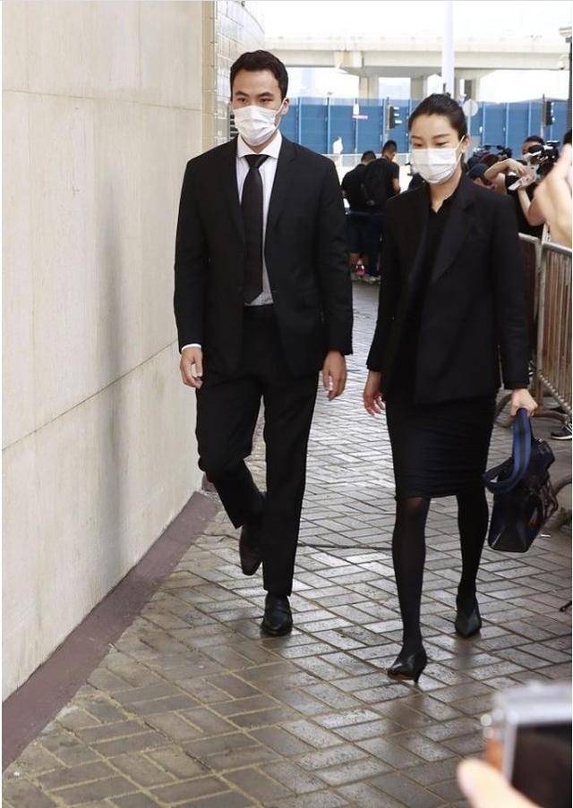 齊嬌最新時(shí)尚風(fēng)采，潮流魅力一覽無余