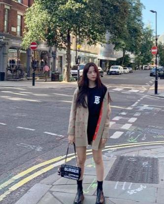 金智秀機場最新動態(tài)，時尚前沿與科技創(chuàng)新的交融之地