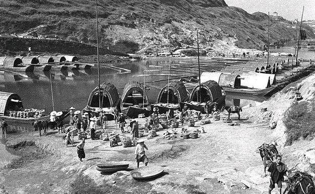 最新?lián)屬忹}現(xiàn)象透視，背后的原因與觀點分析