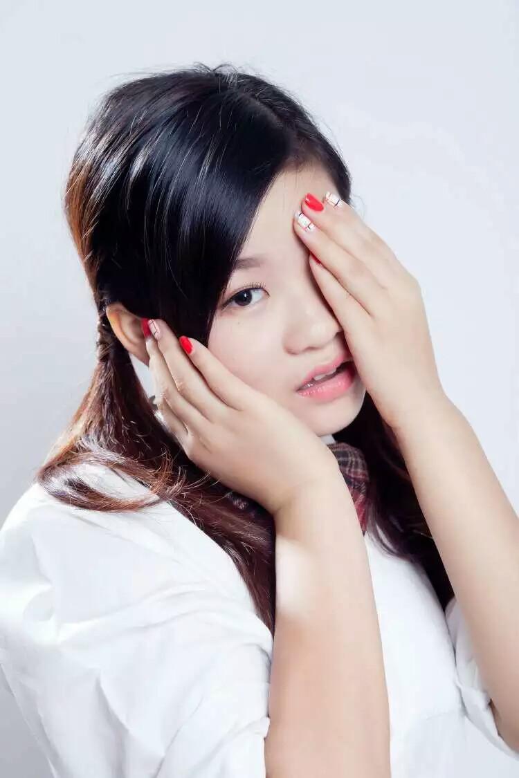 可欣最新，引領時尚潮流的新焦點人物