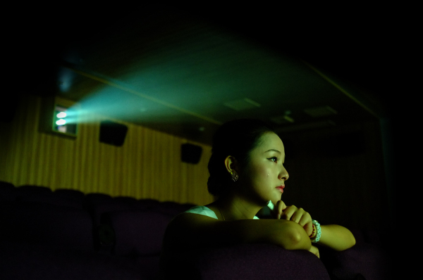 寂寞影院最新，電影中的溫暖奇緣之旅