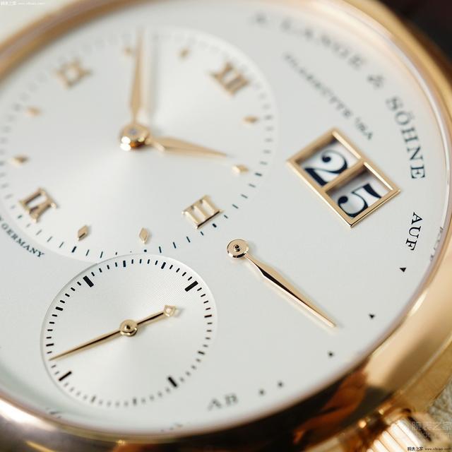 朗格最新公價揭曉，鐘表界的璀璨明珠閃耀時刻