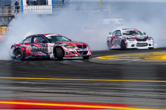 最新車漂移，漂移中的友情與家庭溫馨時刻