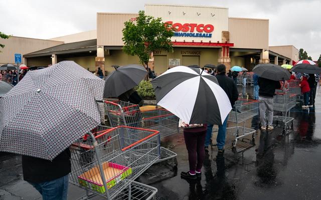 運(yùn)動(dòng)場(chǎng)館燈具 第51頁(yè)