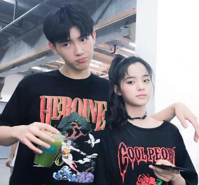 陳飛宇與歐陽(yáng)娜娜，時(shí)代之光下的新星璀璨閃耀之旅