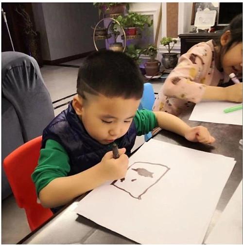 科技智能守護(hù)童年，幼兒園停課最新動態(tài)