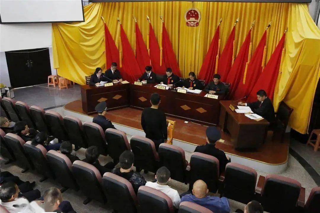 廈門兩會(huì)最新動(dòng)態(tài)，城市在變化，我們?cè)趭^進(jìn)